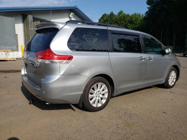Photo 3 from auction – 2013 TOYOTA SIENNA XLE with VIN 5TDDK3DC2DS065582