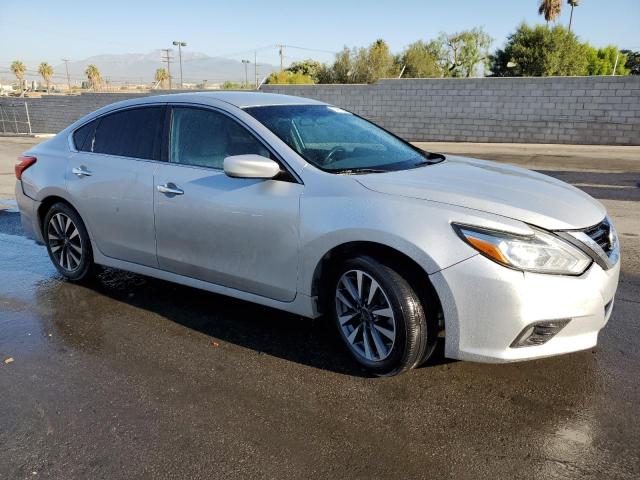 Photo 4 from auction – 2017 NISSAN ALTIMA 2.5 with VIN 1N4AL3AP2HC270310