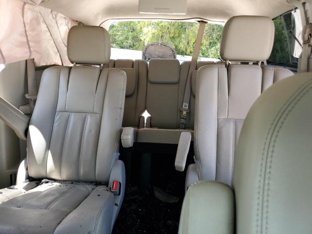 Photo 10 from auction – 2014 CHRYSLER TOWN & COU with VIN 2C4RC1BGXER229040