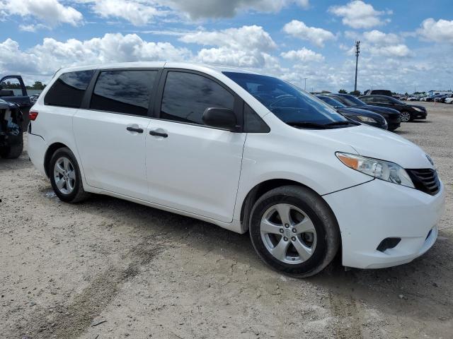 Photo 4 from auction – 2017 TOYOTA SIENNA with VIN 5TDZZ3DC3HS839748