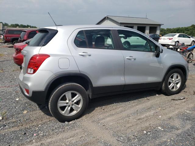 Photo 3 from auction – 2017 CHEVROLET TRAX LS with VIN KL7CJNSBXHB080118