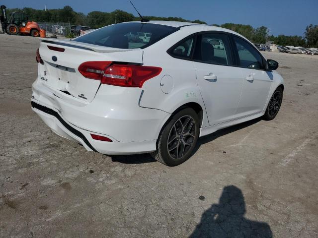 Photo 3 from auction – 2016 FORD FOCUS SE with VIN 1FADP3F28GL395292
