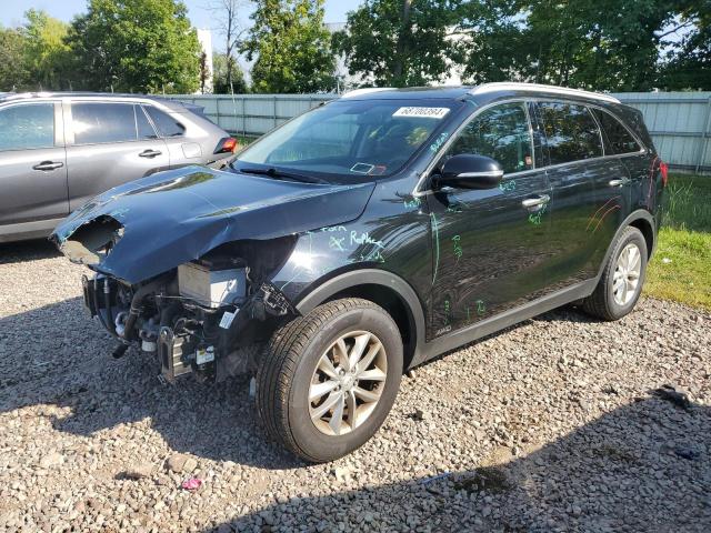 KIA SORENTO LX 2016 with VIN 5XYPGDA37GG105486 - Photo from auction
