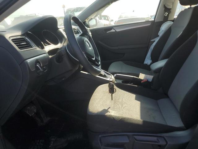 Photo 7 from auction – 2017 VOLKSWAGEN JETTA S with VIN 3VW2B7AJ8HM388653