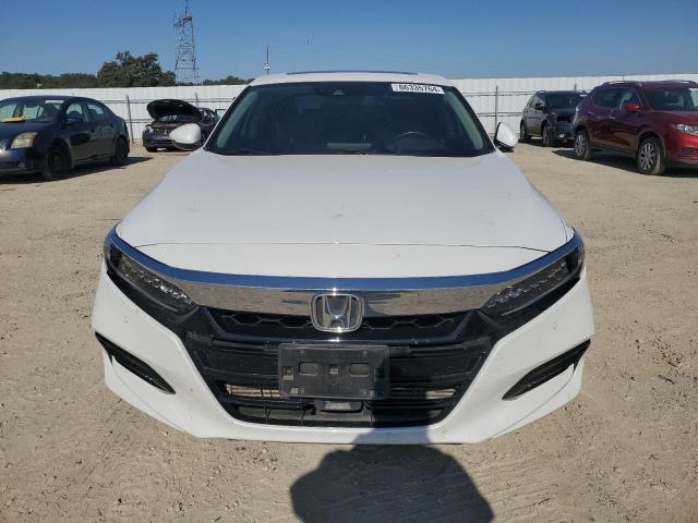 Photo 5 from auction – 2019 HONDA ACCORD TOU with VIN 1HGCV2F95KA017147