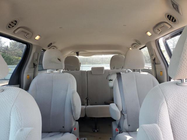 Photo 10 from auction – 2013 TOYOTA SIENNA LE with VIN 5TDKK3DC1DS352676