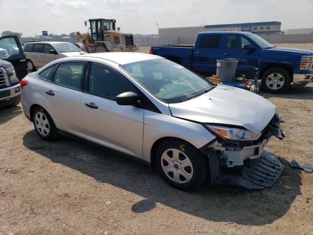 Foto 4 de la subasta – 2018 FORD FOCUS S con VIN 1FADP3E27JL276349