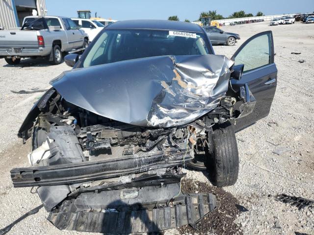 Photo 11 from auction – 2016 NISSAN SENTRA S with VIN 3N1AB7AP0GL672255