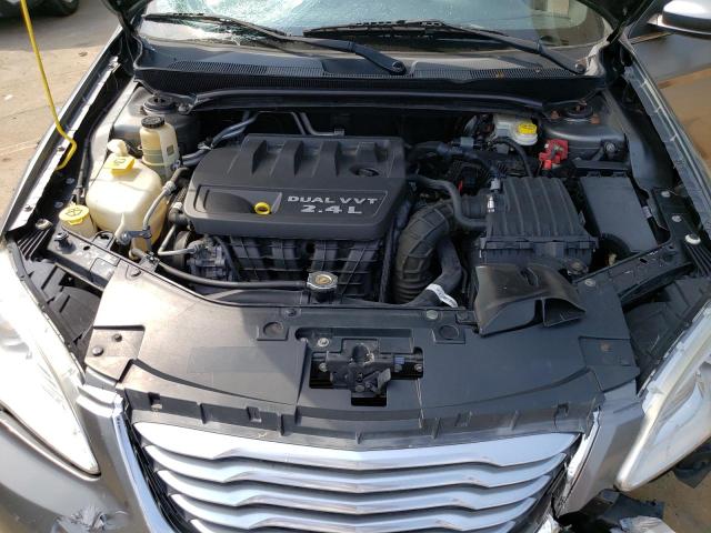 Photo 11 from auction – 2013 CHRYSLER 200 TOURIN with VIN 1C3CCBBB3DN705810