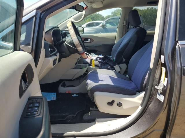 Photo 7 from auction – 2017 CHRYSLER PACIFICA L with VIN 2C4RC1CGXHR505915