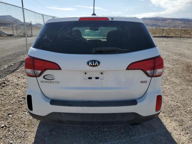 Photo 6 from auction – 2015 KIA SORENTO LX with VIN 5XYKTCA60FG551021