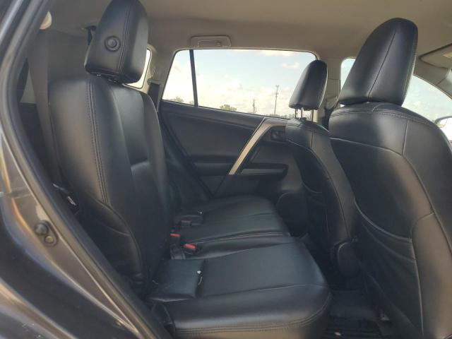Photo 10 from auction – 2018 TOYOTA RAV4 LE with VIN JTMZFREV2JJ730244