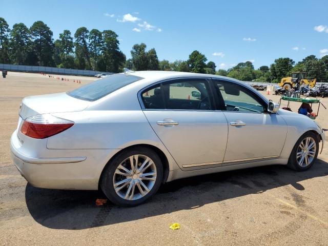 Photo 3 from auction – 2011 HYUNDAI GENESIS 4. with VIN KMHGC4DF8BU127615