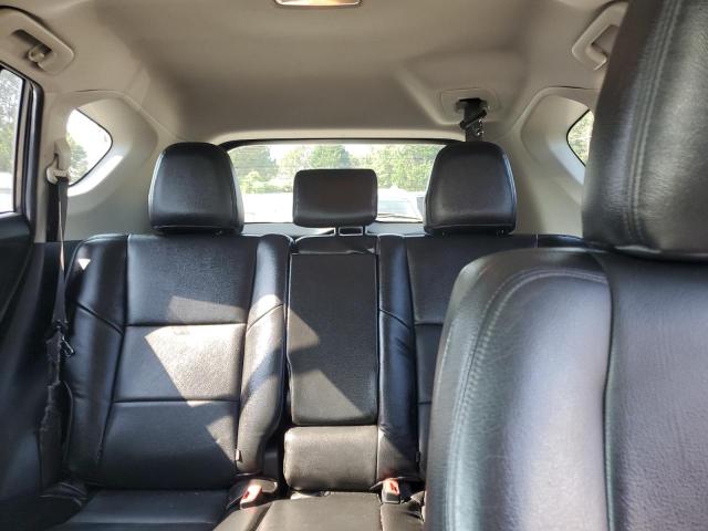 Photo 10 from auction – 2015 TOYOTA RAV4 XLE with VIN JTMRFREV5FD134146