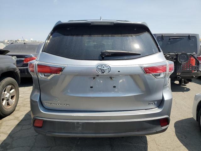 Photo 6 from auction – 2015 TOYOTA HIGHLANDER with VIN 5TDKKRFH7FS056673