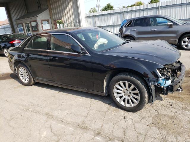 Photo 4 from auction – 2014 CHRYSLER 300 with VIN 2C3CCAAG2EH175976