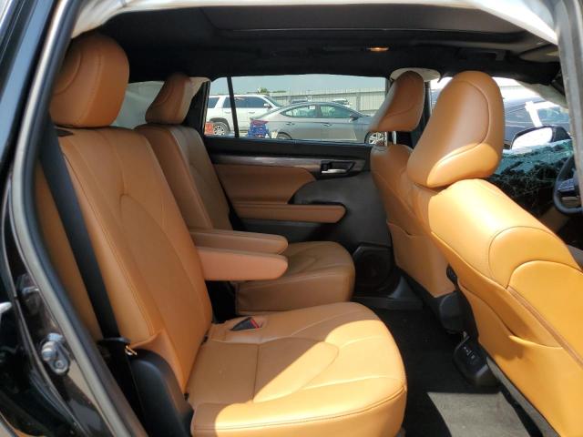 Photo 11 from auction – 2022 TOYOTA HIGHLANDER with VIN 5TDFZRAHXNS093560
