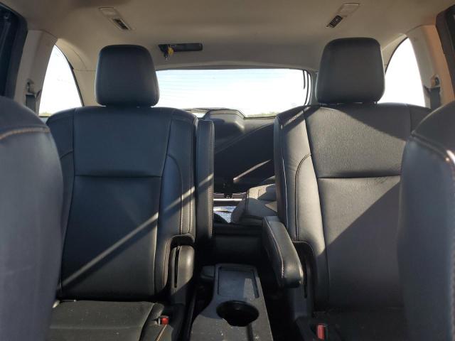 Photo 10 from auction – 2018 TOYOTA HIGHLANDER with VIN 5TDKZRFH4JS543138