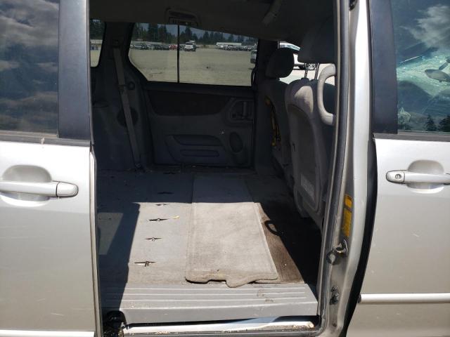 Photo 11 from auction – 2004 TOYOTA SIENNA CE with VIN 5TDZA23C24S162897