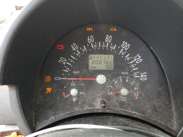 Photo 9 from auction – 2004 VOLKSWAGEN NEW BEETLE with VIN 3VWCK21C54M402463
