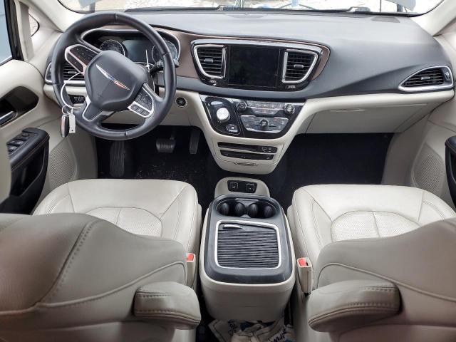 Photo 8 from auction – 2018 CHRYSLER PACIFICA T with VIN 2C4RC1EG4JR309715