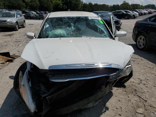 Photo 5 from auction – 2014 CHRYSLER 200 TOURIN with VIN 1C3CCBBG1EN144777