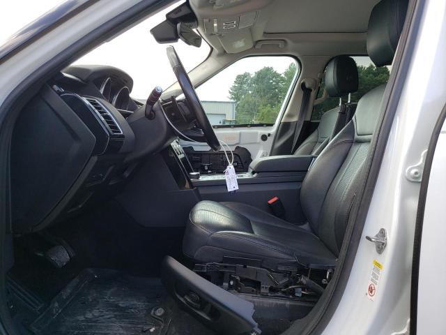 Photo 7 from auction – 2018 LAND ROVER DISCOVERY with VIN SALRG2RV7JA058172