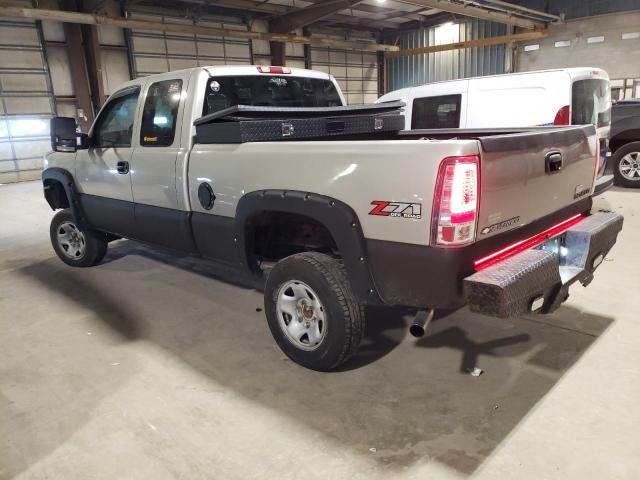 Photo 2 from auction – 2004 CHEVROLET SILVERADO with VIN 1GCEK19T74Z249013