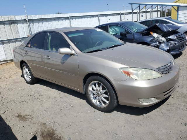 Photo 4 from auction – 2004 TOYOTA CAMRY LE with VIN JTDBF32K840152668