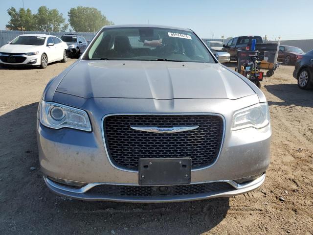 Photo 5 from auction – 2017 CHRYSLER 300C with VIN 2C3CCAKG1HH637530