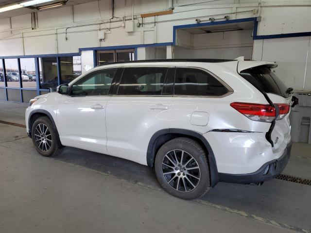 Zdjęcie 2 z aukcji – 2018 TOYOTA HIGHLANDER z VIN 5TDJZRFH6JS840388