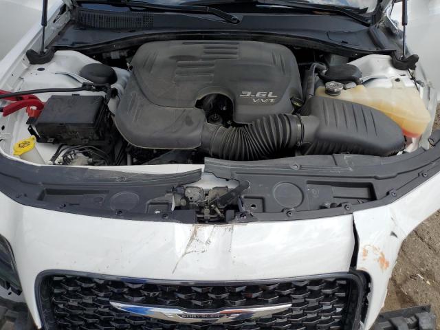 Photo 11 from auction – 2017 CHRYSLER 300 S with VIN 2C3CCAGG2HH616615