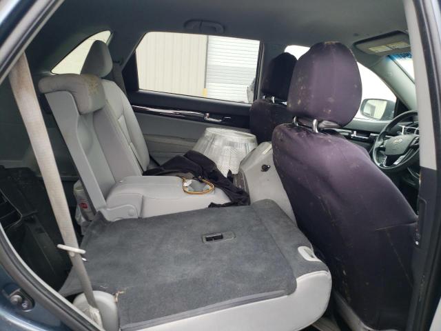 Photo 10 from auction – 2011 KIA SORENTO BA with VIN 5XYKTCA19BG070182