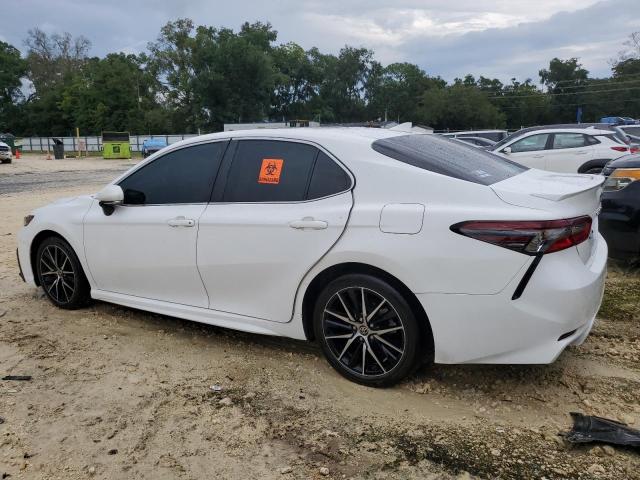 Photo 2 from auction – 2022 TOYOTA CAMRY SE with VIN 4T1G11AK2NU691643