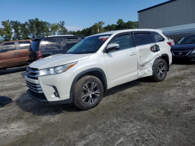 TOYOTA HIGHLANDER 2018 with VIN 5TDBZRFH9JS895521 - Photo from auction