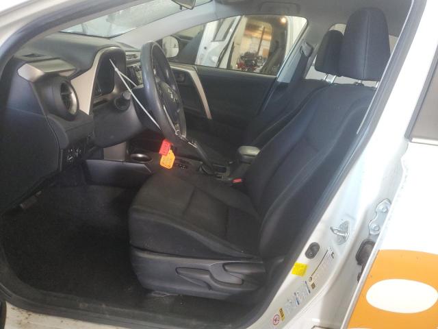 Photo 7 from auction – 2015 TOYOTA RAV4 LE with VIN JTMBFREV1FJ047458
