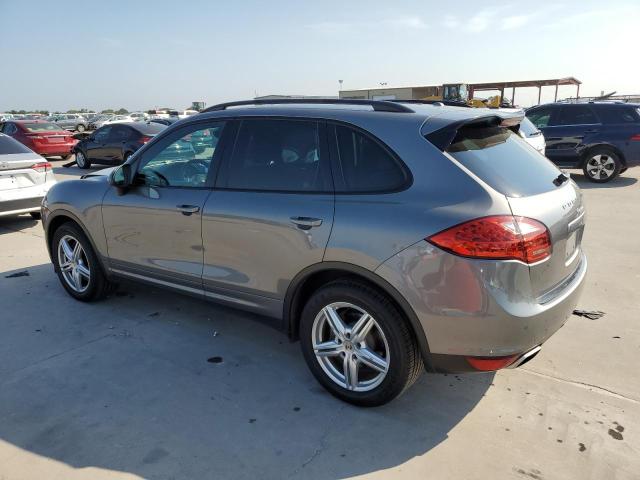 Photo 2 from auction – 2013 PORSCHE CAYENNE with VIN WP1AA2A27DLA06930