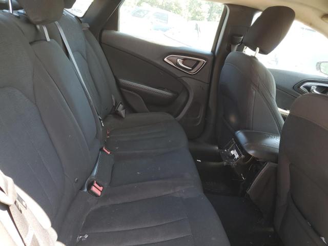 Photo 10 from auction – 2016 CHRYSLER 200 LIMITE with VIN 1C3CCCAB6GN162772