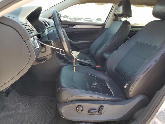 Photo 7 from auction – 2015 VOLKSWAGEN PASSAT S with VIN 1VWAT7A32FC061870