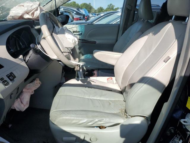 Photo 7 from auction – 2011 TOYOTA SIENNA XLE with VIN 5TDYK3DC9BS009895