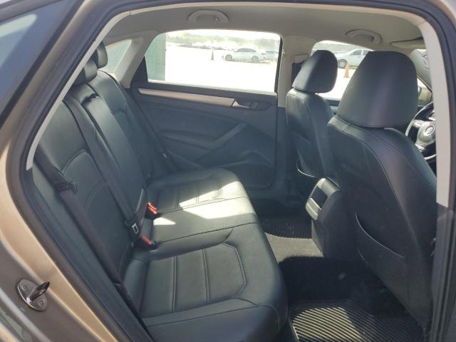 Photo 10 from auction – 2015 VOLKSWAGEN PASSAT S with VIN 1VWAS7A32FC008069