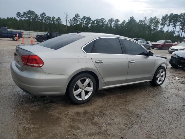 Photo 3 from auction – 2014 VOLKSWAGEN PASSAT with VIN 1VWAT7A31EC049109