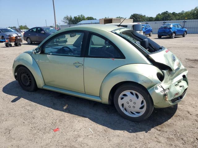 Photo 2 from auction – 2010 VOLKSWAGEN NEW BEETLE with VIN 3VWPW3AG4AM009628