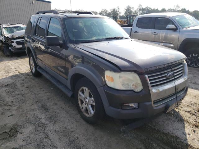 Photo 4 from auction – 2006 FORD EXPLORER X with VIN 1FMEU73816UB41385