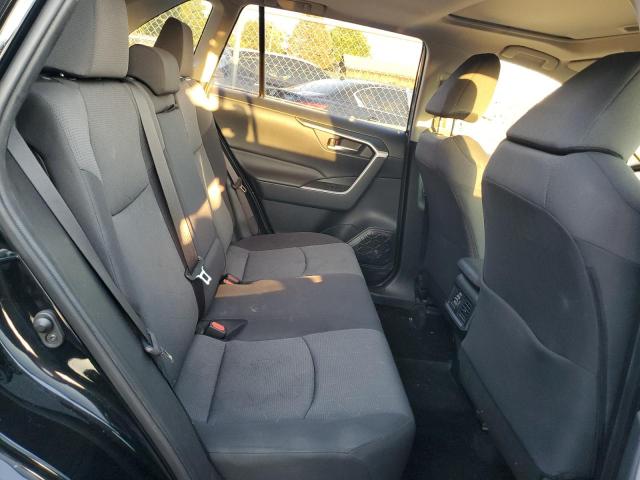 Фото 11 с аукциона – 2019 TOYOTA RAV4 XLE с VIN JTMP1RFV2KD014867