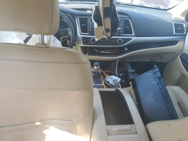 صورة رقم 8 من المزاد - 2017 TOYOTA HIGHLANDER مع VIN 5TDJZRFH8HS383772