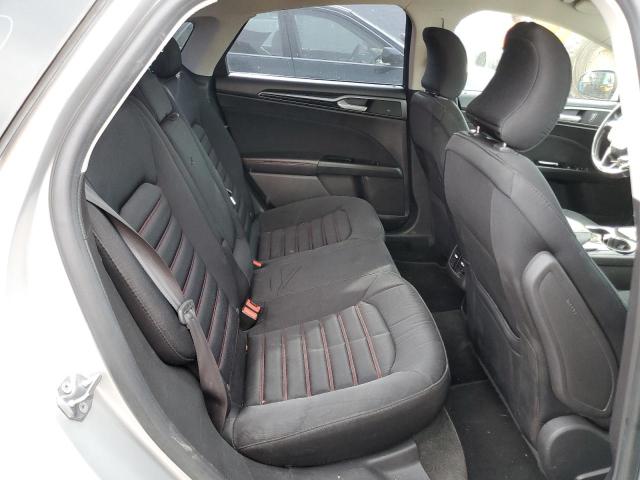 Photo 10 from auction – 2016 FORD FUSION SE with VIN 3FA6P0HD2GR215926