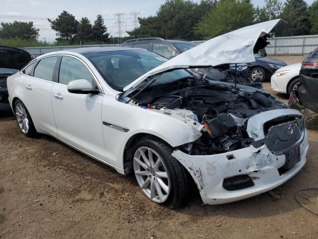 Photo 4 from auction – 2013 JAGUAR XJ with VIN SAJWJ1CDXD8V49127