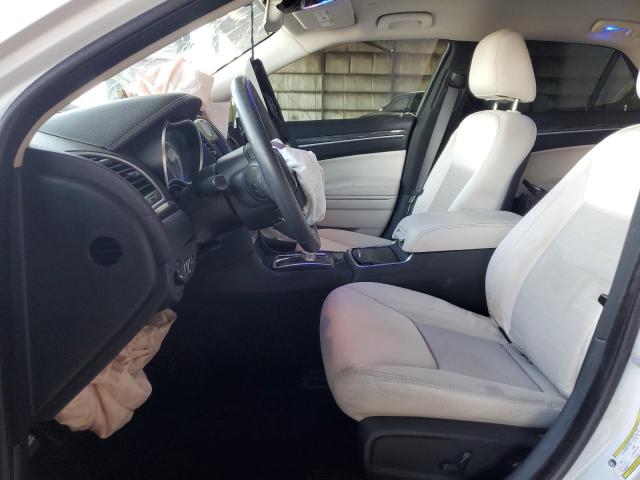 Photo 7 from auction – 2018 CHRYSLER 300 TOURIN with VIN 2C3CCAAG8JH330833