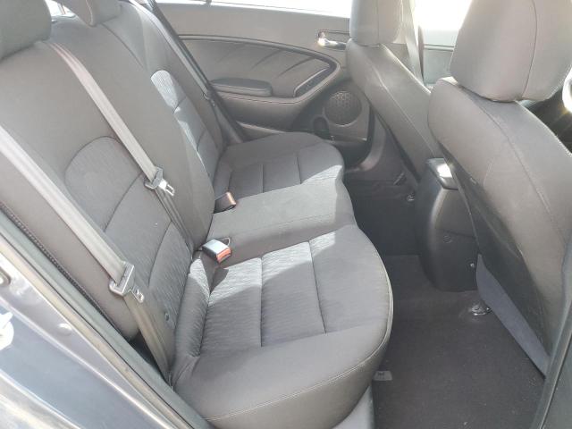 Photo 10 from auction – 2016 KIA FORTE LX with VIN KNAFK4A61G5580366